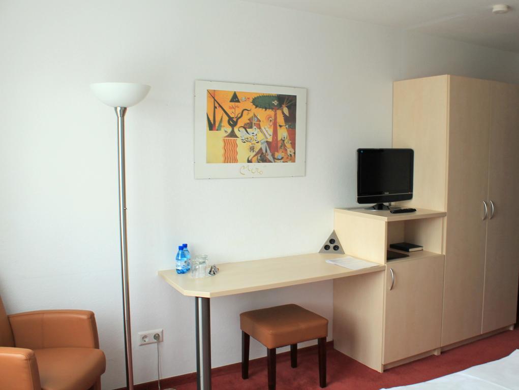 Hotel Am Bad Esslingen am Neckar Eksteriør billede