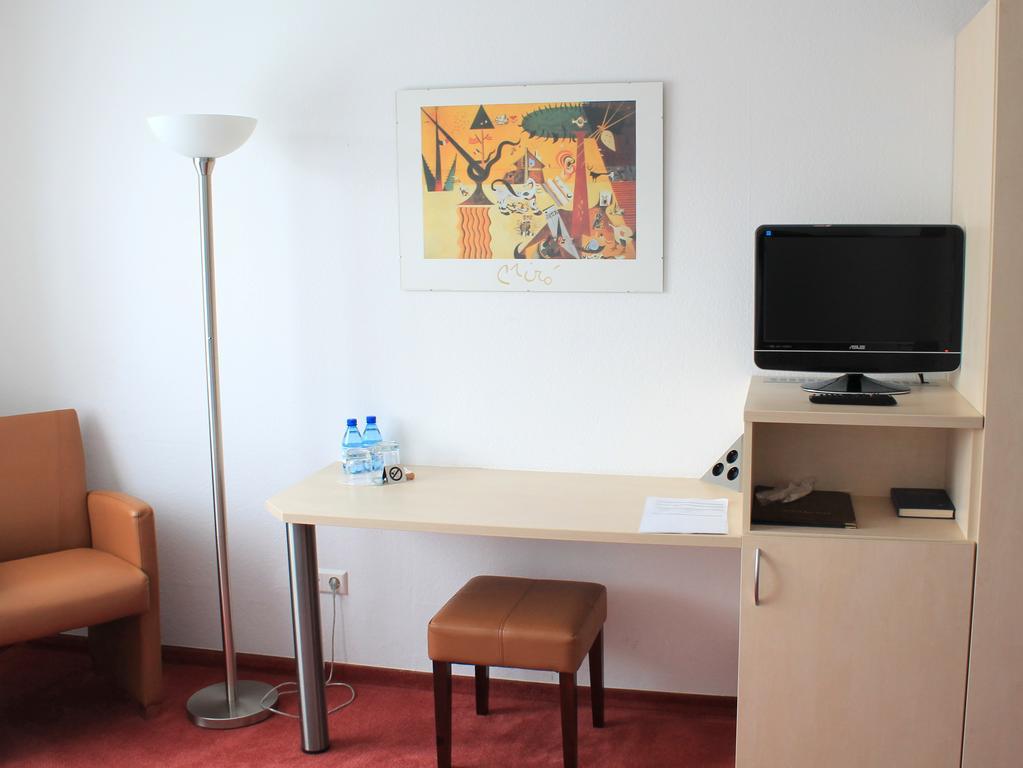 Hotel Am Bad Esslingen am Neckar Eksteriør billede